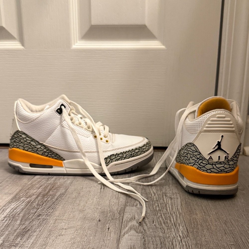 Air Jordan 3 Retro Laser Orange